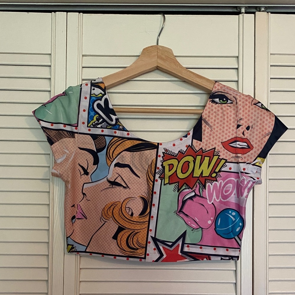 Pop Art Graphic Crop Top
